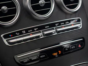 MERCEDES-BENZ C 200 Swiss Star AMG Line 4Matic 9G-Tronic