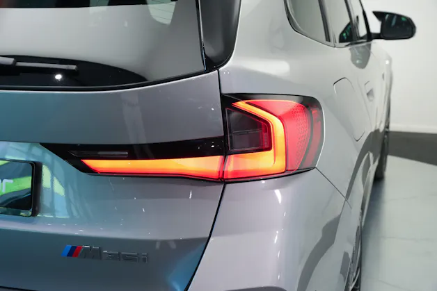 BMW X1 xDrive M35i *CH-Fahrzeug* *M Sportsitze*