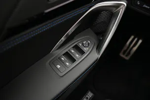 BMW X1 xDrive M35i *CH-Fahrzeug* *M Sportsitze*