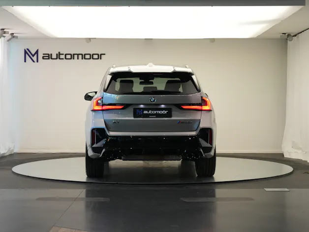 BMW X1 xDrive M35i *CH-Fahrzeug* *M Sportsitze*