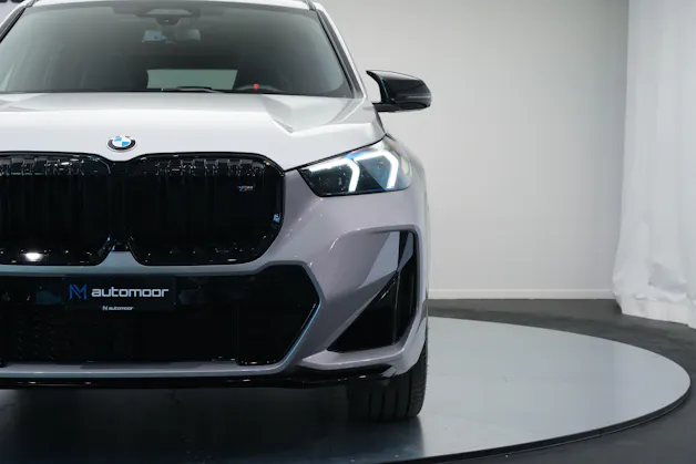 BMW X1 xDrive M35i *CH-Fahrzeug* *M Sportsitze*