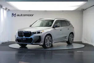 BMW X1 xDrive M35i *CH-Fahrzeug* *M Sportsitze*