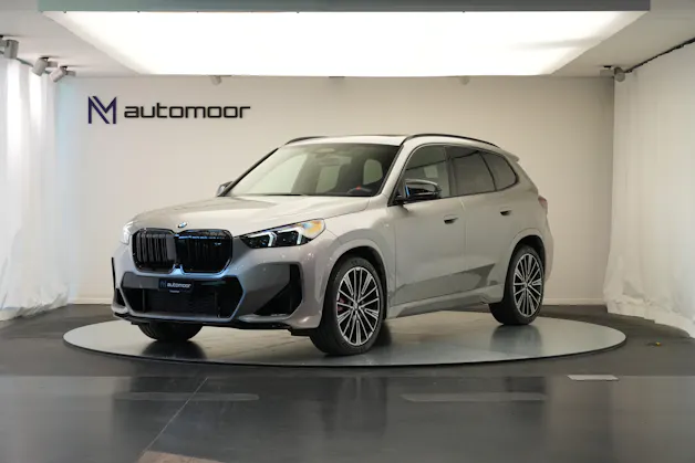 BMW X1 xDrive M35i *CH-Fahrzeug* *M Sportsitze*