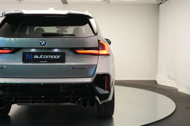 BMW X1 xDrive M35i *CH-Fahrzeug* *M Sportsitze*