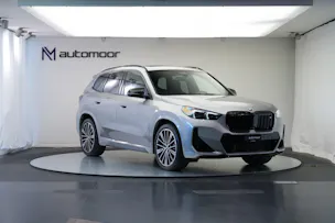 BMW X1 xDrive M35i *CH-Fahrzeug* *M Sportsitze*