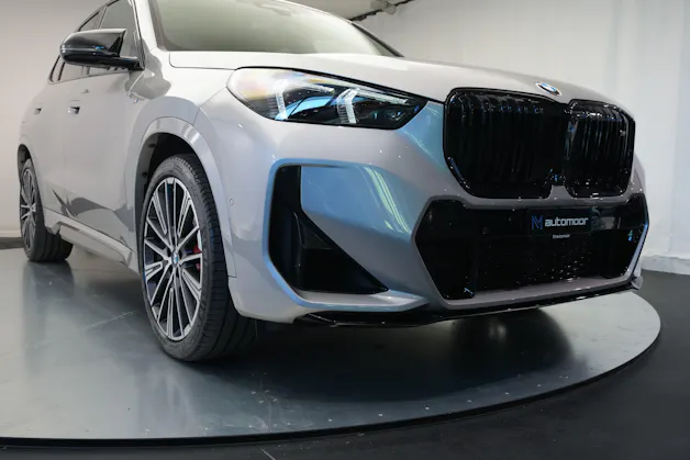 BMW X1 xDrive M35i *CH-Fahrzeug* *M Sportsitze*