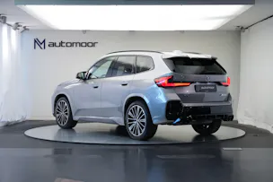 BMW X1 xDrive M35i *CH-Fahrzeug* *M Sportsitze*