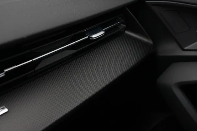 AUDI RS3 Sportback 2.5 TSI quattro S-tronic *Keramikbremse* *CH-Fahrzeug* *Carbon*