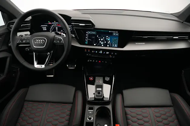 AUDI RS3 Sportback 2.5 TSI quattro S-tronic *Keramikbremse* *CH-Fahrzeug* *Carbon*