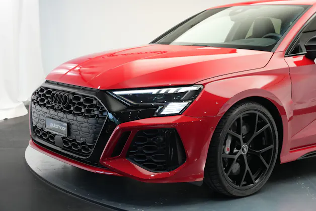 AUDI RS3 Sportback 2.5 TSI quattro S-tronic *Keramikbremse* *CH-Fahrzeug* *Carbon*