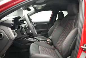 AUDI RS3 Sportback 2.5 TSI quattro S-tronic *Keramikbremse* *CH-Fahrzeug* *Carbon*