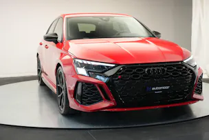 AUDI RS3 Sportback 2.5 TSI quattro S-tronic *Keramikbremse* *CH-Fahrzeug* *Carbon*
