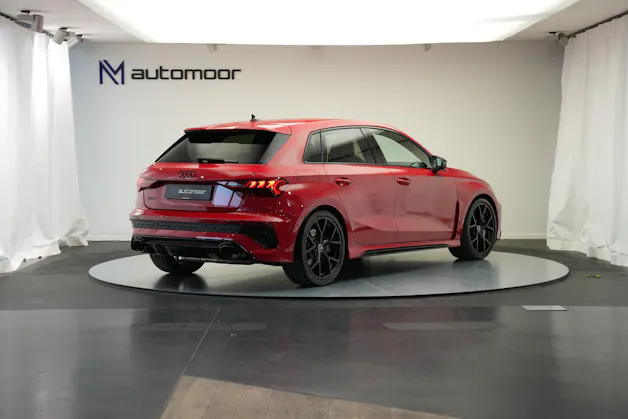 AUDI RS3 Sportback 2.5 TSI quattro S-tronic *Keramikbremse* *CH-Fahrzeug* *Carbon*