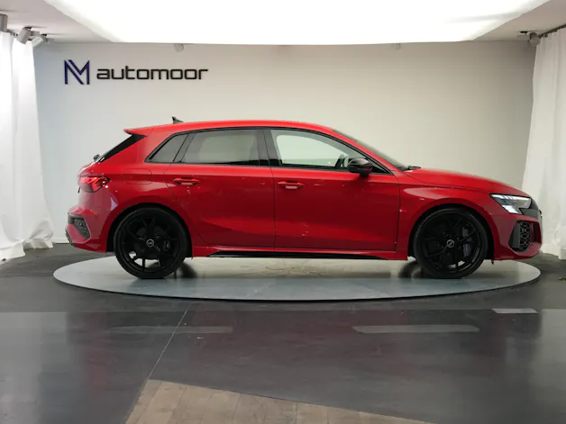 AUDI RS3 Sportback 2.5 TSI quattro S-tronic *Keramikbremse* *CH-Fahrzeug* *Carbon*