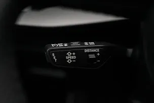 AUDI RS3 Sportback 2.5 TSI quattro S-tronic *Keramikbremse* *CH-Fahrzeug* *Carbon*