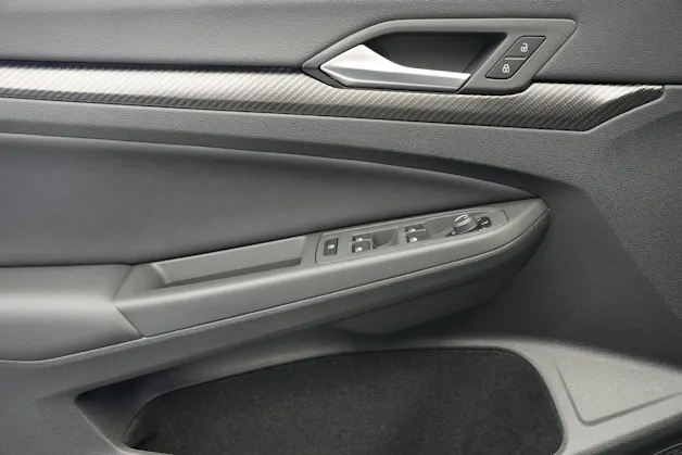 VW Golf 2.0 TSI R DSG 4 Motion *CH-Fahrzeug* *Werksgarantie* *Leder*