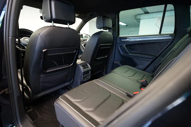 VW Tiguan 2.0TSI Highline R-Line 4Motion DSG *CH-Fahrzeug* *AHK*