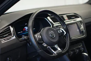 VW Tiguan 2.0TSI Highline R-Line 4Motion DSG *CH-Fahrzeug* *AHK*