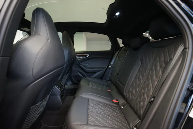 AUDI S5 Limousine TFSI quattro S tronic *Panorama* *Sportsitze* *OLED*