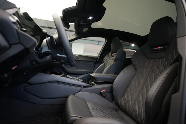 AUDI S5 Limousine TFSI quattro S tronic *Panorama* *Sportsitze* *OLED*