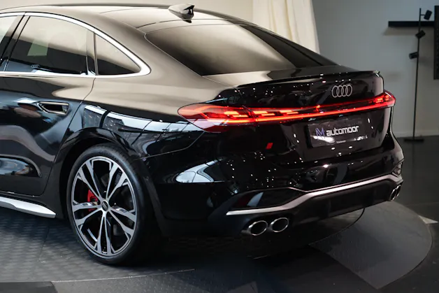 AUDI S5 Limousine TFSI quattro S tronic *Panorama* *Sportsitze* *OLED*