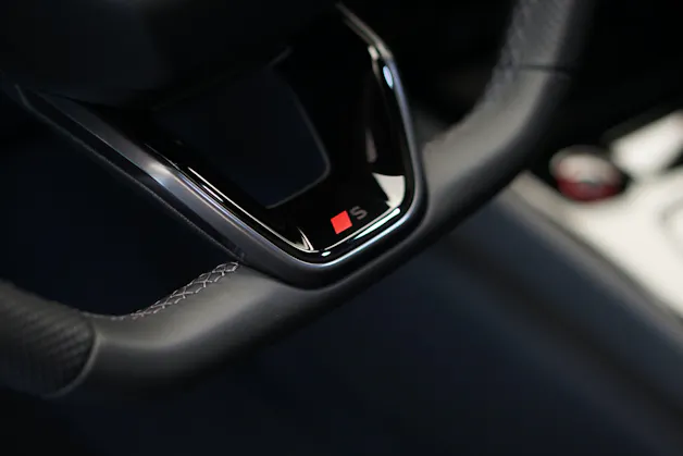 AUDI S5 Limousine TFSI quattro S tronic *Panorama* *Sportsitze* *OLED*