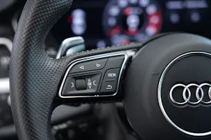 AUDI RS5 Coupé 2.9 TFSI quattro tiptronic *CH-Fahrzeug* *Head-Up* *Assistenzpaket*