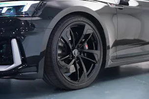 AUDI RS5 Coupé 2.9 TFSI quattro tiptronic *CH-Fahrzeug* *Head-Up* *Assistenzpaket*