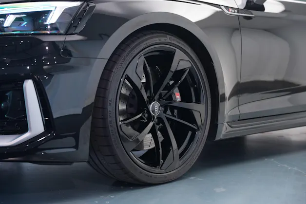 AUDI RS5 Coupé 2.9 TFSI quattro tiptronic *CH-Fahrzeug* *Head-Up* *Assistenzpaket*