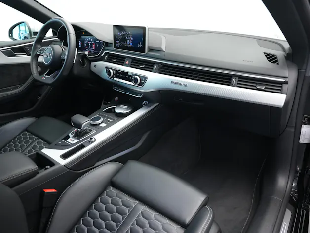 AUDI RS5 Coupé 2.9 TFSI quattro tiptronic *CH-Fahrzeug* *Head-Up* *Assistenzpaket*
