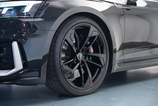 AUDI RS5 Coupé 2.9 TFSI quattro tiptronic *CH-Fahrzeug* *Head-Up* *Assistenzpaket*