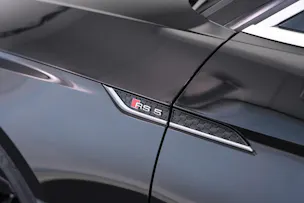 AUDI RS5 Coupé 2.9 TFSI quattro tiptronic *CH-Fahrzeug* *Head-Up* *Assistenzpaket*