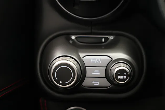 FERRARI Portofino 3.9 V8 T *Atelier* *Carbon* *Mattlackierung*