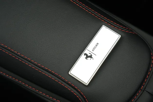 FERRARI Portofino 3.9 V8 T *Atelier* *Carbon* *Mattlackierung*