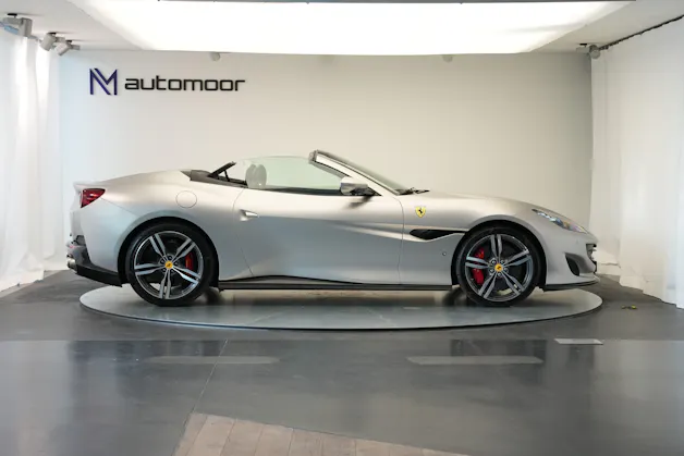 FERRARI Portofino 3.9 V8 T *Atelier* *Carbon* *Mattlackierung*