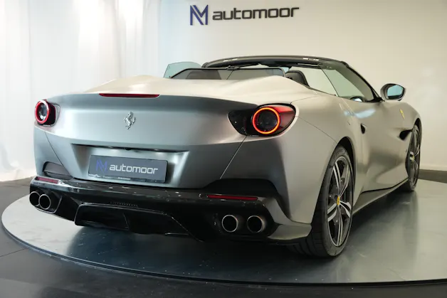 FERRARI Portofino 3.9 V8 T *Atelier* *Carbon* *Mattlackierung*