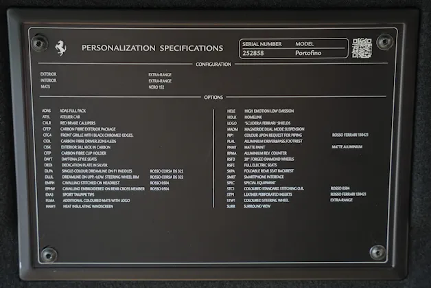 FERRARI Portofino 3.9 V8 T *Atelier* *Carbon* *Mattlackierung*