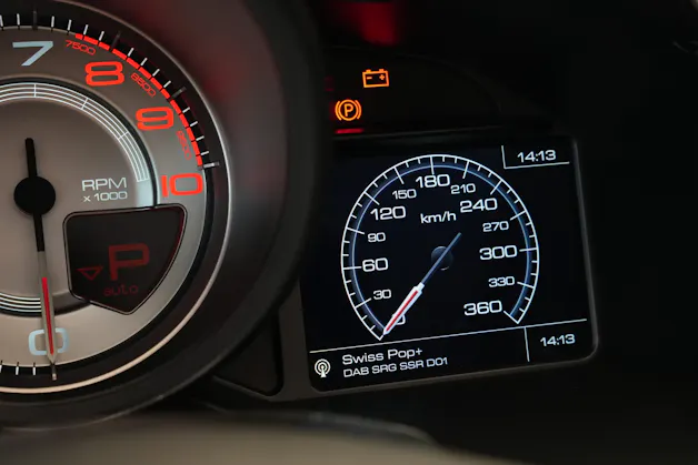 FERRARI Portofino 3.9 V8 T *Atelier* *Carbon* *Mattlackierung*