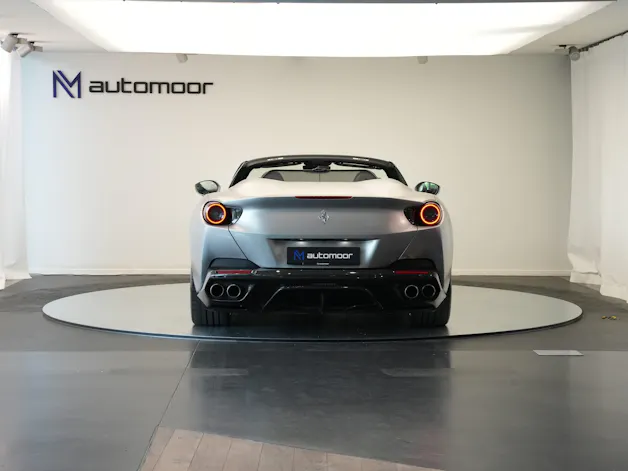 FERRARI Portofino 3.9 V8 T *Atelier* *Carbon* *Mattlackierung*