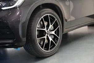MERCEDES-BENZ GLC 43 AMG 4Matic 9G-Tronic *CH-Fahrzeug* Burmester* *Panorama*