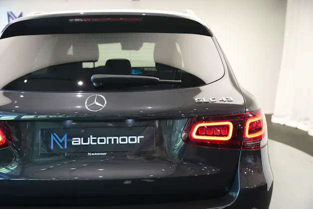MERCEDES-BENZ GLC 43 AMG 4Matic 9G-Tronic *CH-Fahrzeug* Burmester* *Panorama*