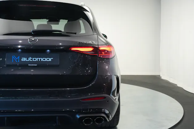 MERCEDES-BENZ GLC 43 AMG Executive Edition 4Matic 9G-Tronic *AHK* *Panorama*