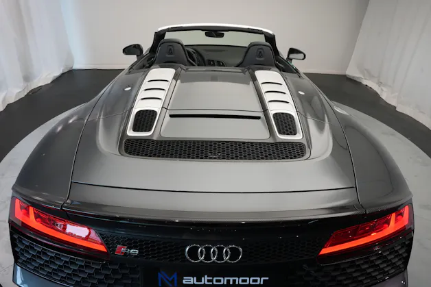 AUDI R8 Spyder performance S-Tronic *Carbon* *B&O*