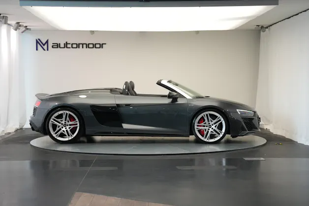 AUDI R8 Spyder performance S-Tronic *Carbon* *B&O*