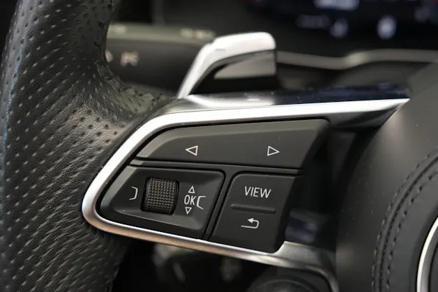 AUDI R8 Spyder performance S-Tronic *Carbon* *B&O*