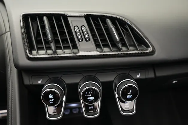 AUDI R8 Spyder performance S-Tronic *Carbon* *B&O*