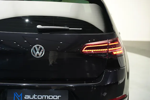VW Golf 2.0 TSI GTI DSG *CH-Fahrzeug*