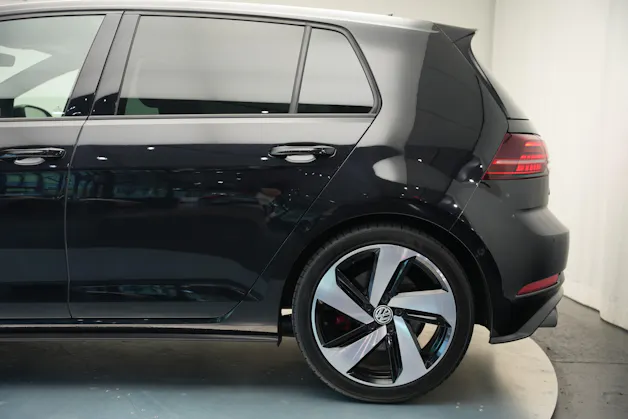 VW Golf 2.0 TSI GTI DSG *CH-Fahrzeug*