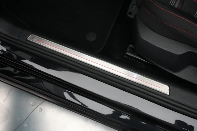 VW Golf 2.0 TSI GTI DSG *CH-Fahrzeug*