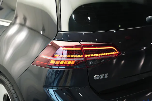 VW Golf 2.0 TSI GTI DSG *CH-Fahrzeug*